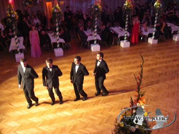 HTL_Ball045.jpg